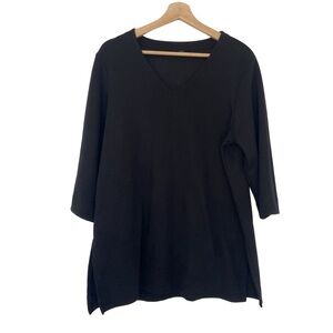 UNIQLO WOMEN'S BLACK TEXTURED V-NECK TUNIC TOP WITH SIDE SLITS, LARGE